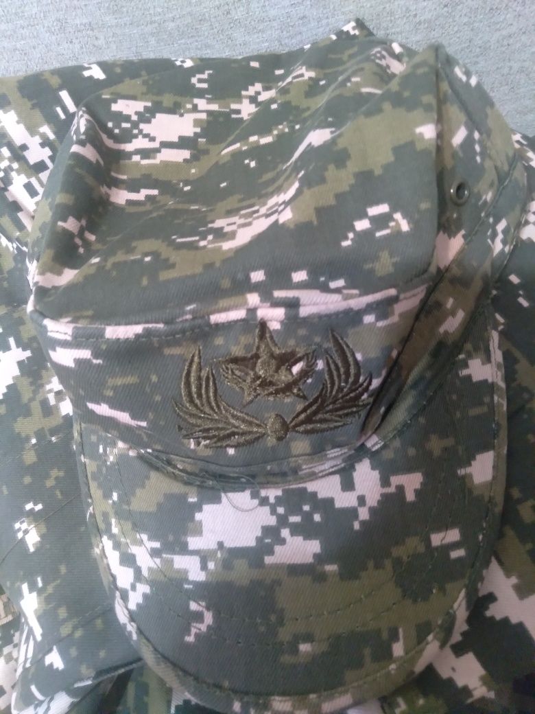 Продам новую военную форму можно на кафедру. В комплекте новая сбиркой
