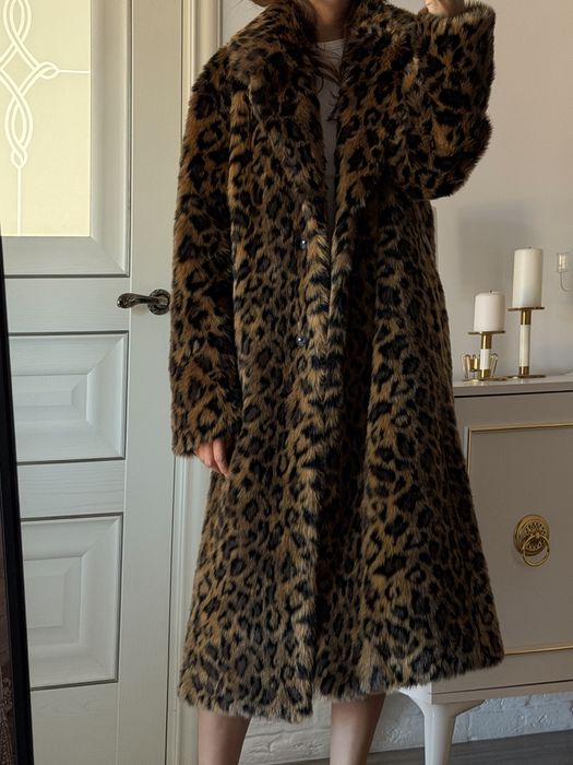 Шуба из эко меха. Mango