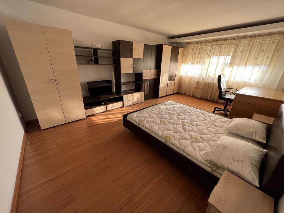 Inchiriez Apartament cu 1 camera Tatarasi Regal Residence