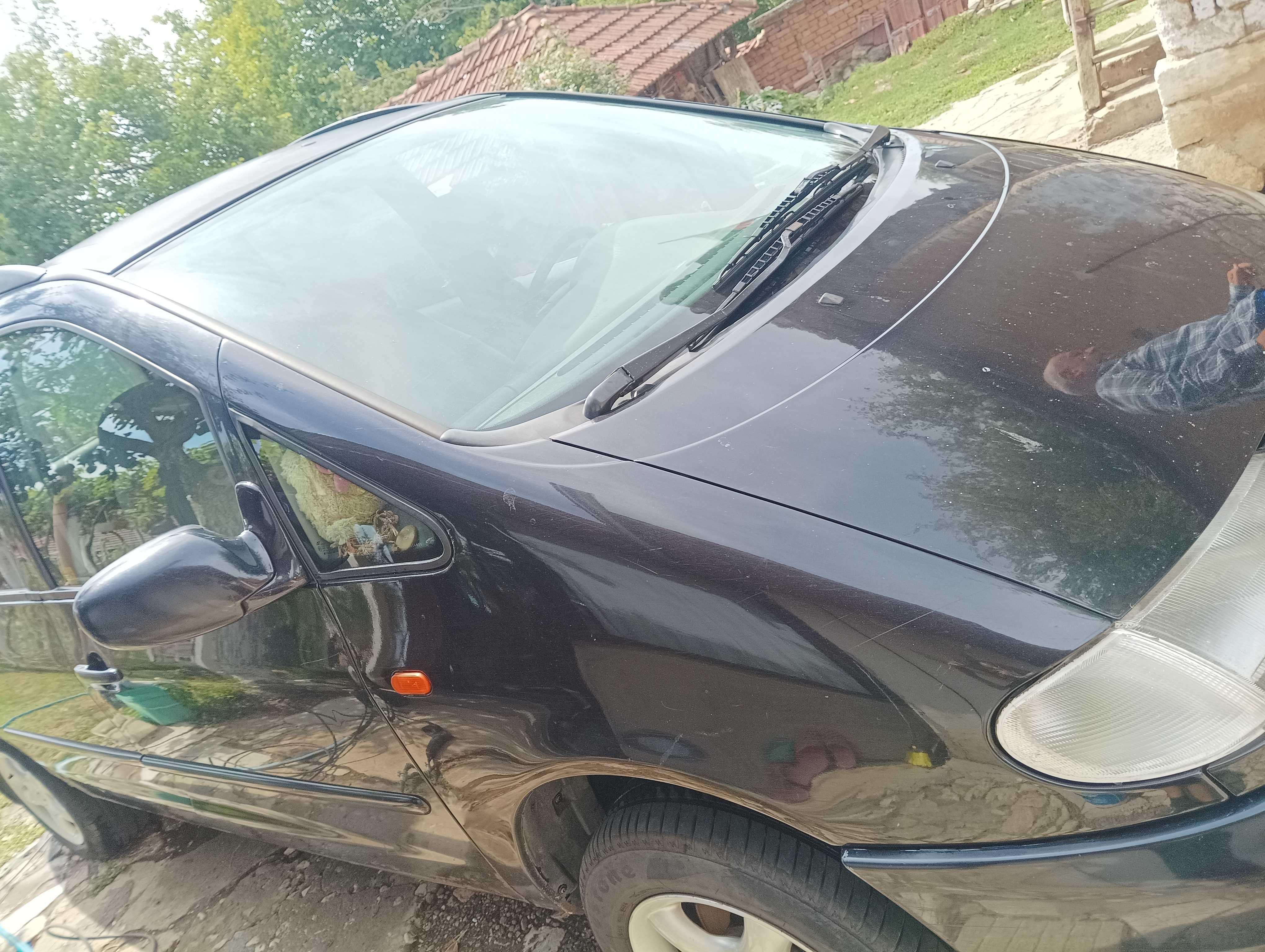 Продава се VW Sharan