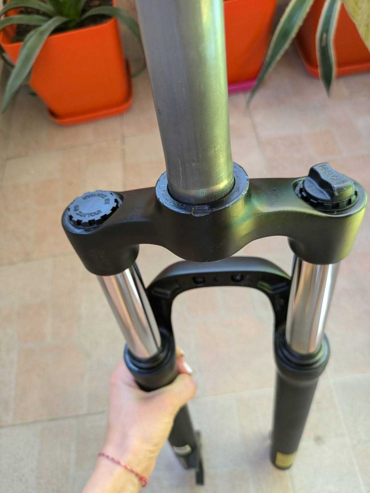 Вилка Sr SUNTOUR XCE 27.5