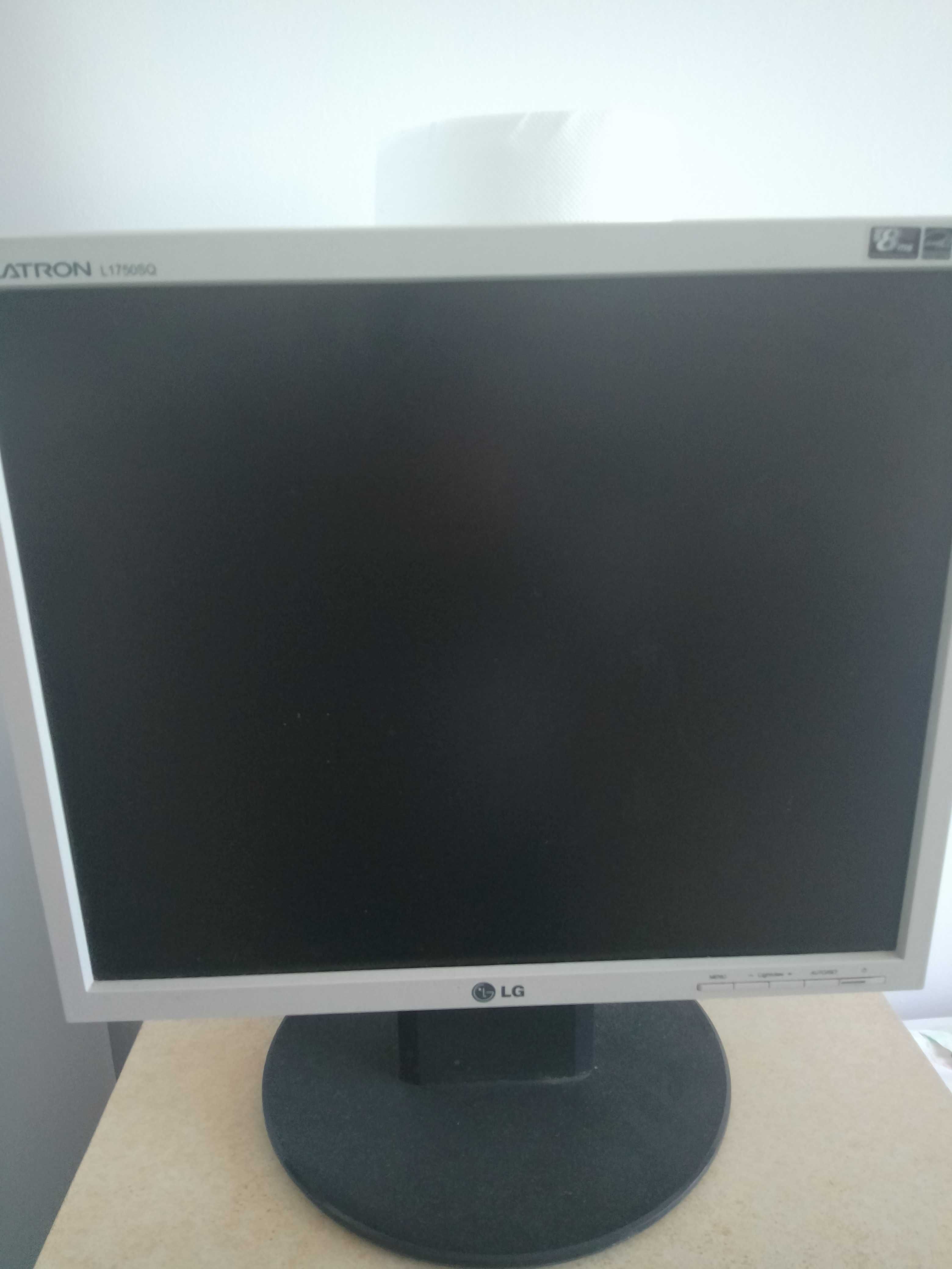 Vind monitor Lg stare perfecta buna