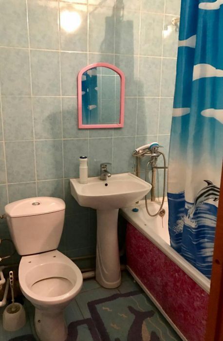 Посуточно. 1 ком. 2 мкр. Wi-fi Кондёр.