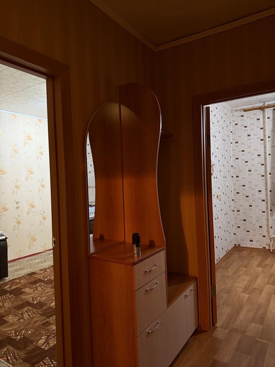 Продам 1-комн. квартиру улучш., планир., в 7 мкр. за 13,7 млн
