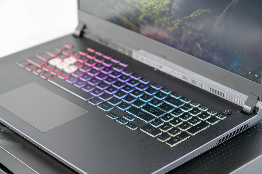 Laptop gaming Asus ROG G713 Ryzen7 6800HS 17 inch 144Hz