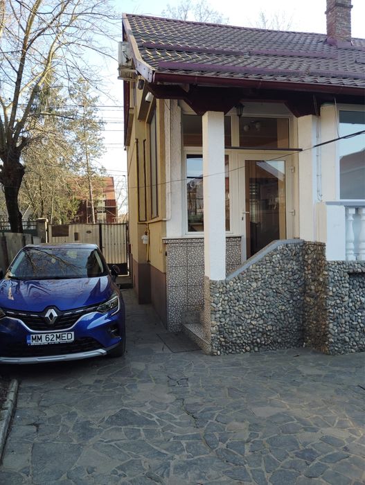 Casă cu garaj dublu și curte, zona Victoriei ,Centru – Baia Mare