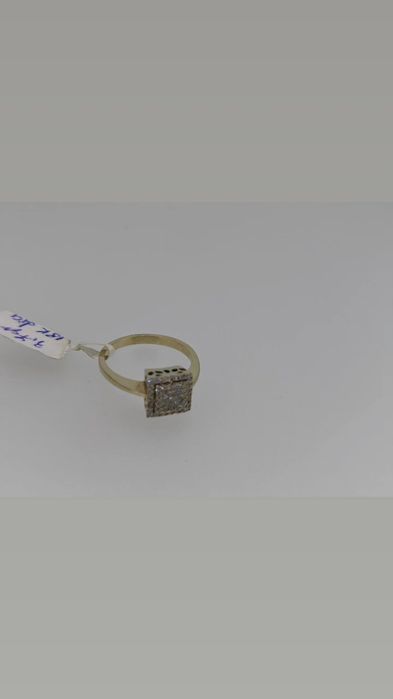 Inel aur 18k 3.7gr cu diamante naturale (r)