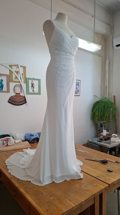 Rochie de mireasa si voal