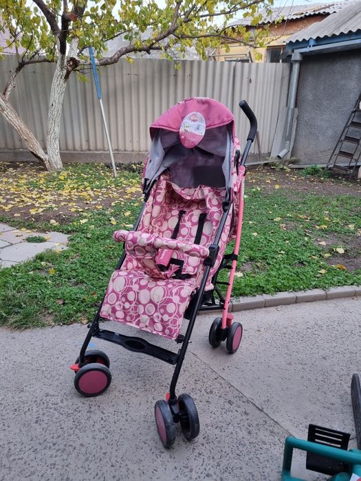 Продам новую качественную коляску