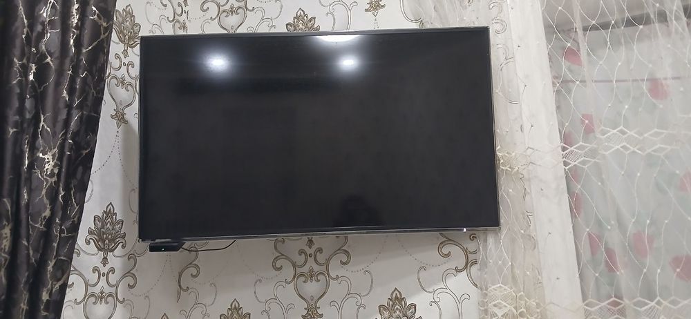 Продам телевизор Артел 42 дюймов.