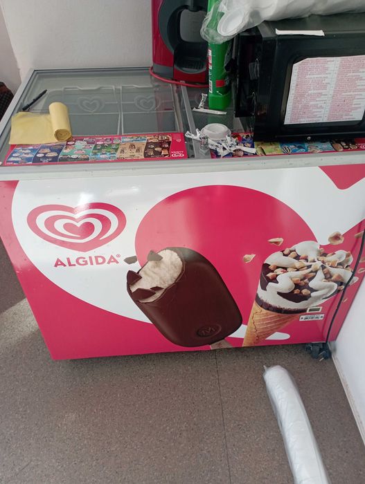 Vând Frigidere in stare foarte buna