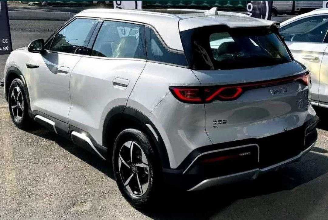 BYD Yuan Up Dop bez probeg 2025 Full o'zizi nomizga