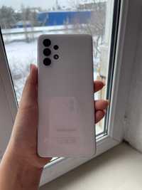 Продам Samsung Galaxy A32 4/64gb белого цвета.