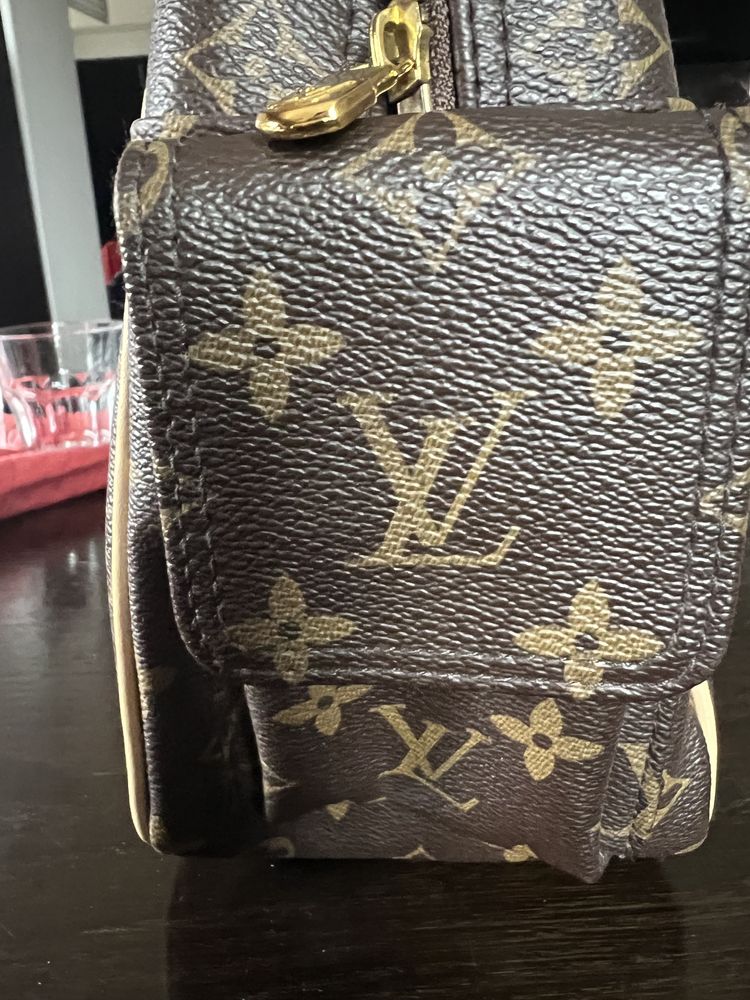 Дамска чанта Louis Vuitton