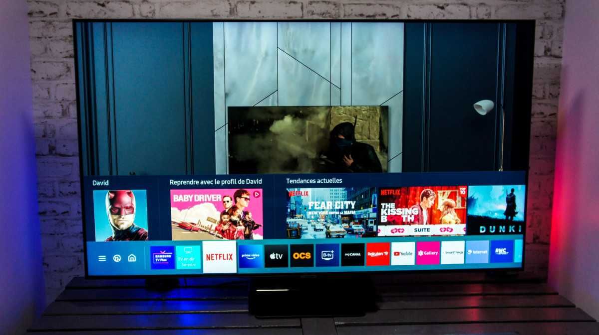 Televizor QLED Smart SAMSUNG 55" Ultra HD 4K HDR 138cm ca NOU