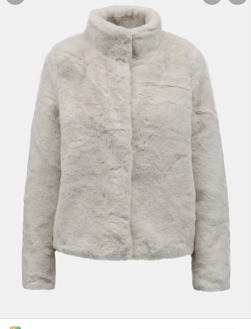 Късо палто на Only- С размер