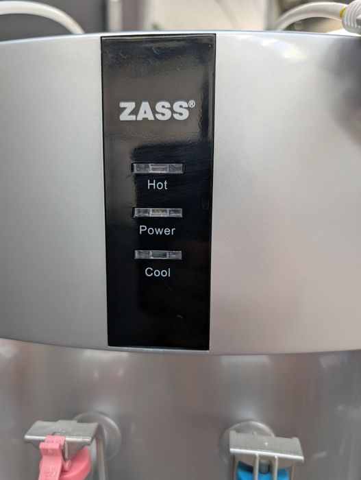 Dozator apa cu 4 filtre Zass