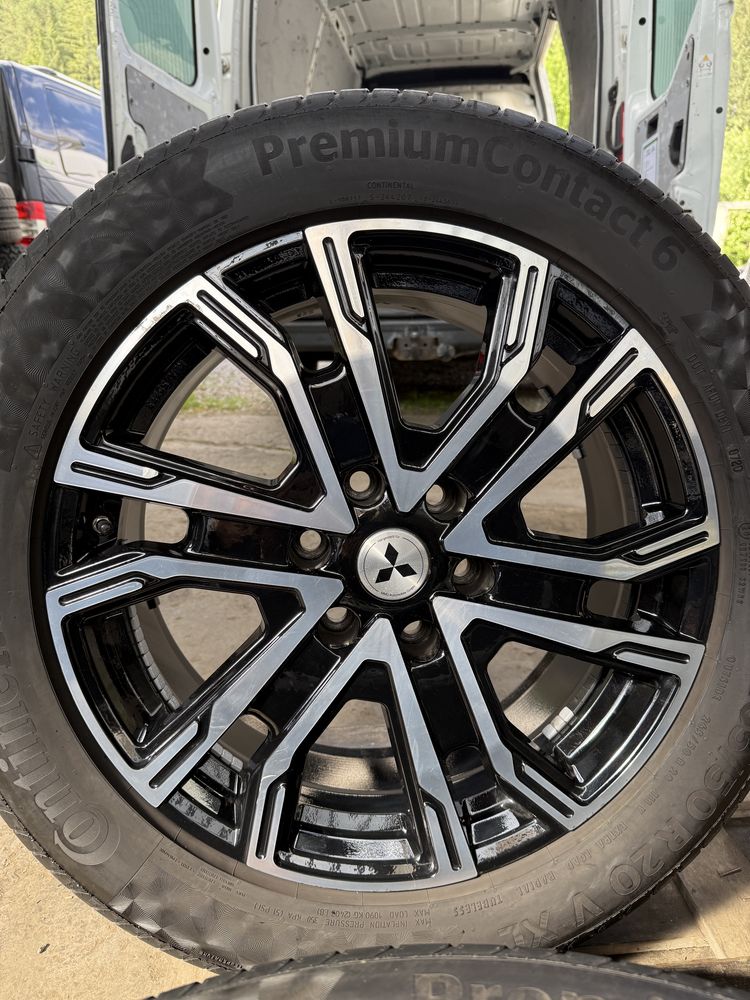 Jante originale Mitsubishi PAJERO / L200 cu anv 265/50 R20 Continental