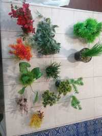 Flori artificiale pentru acvariu