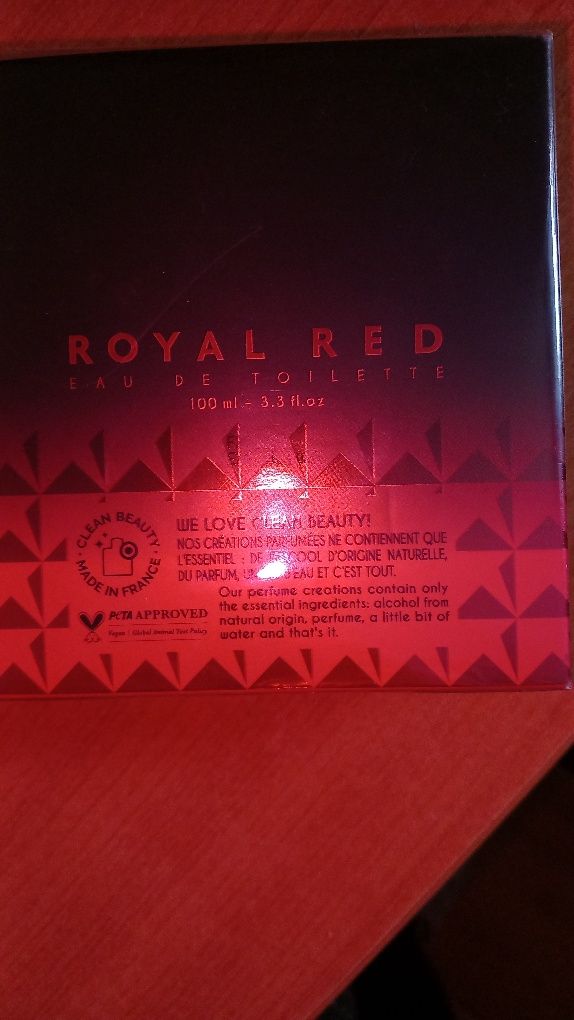 Parfum...Royal.Red