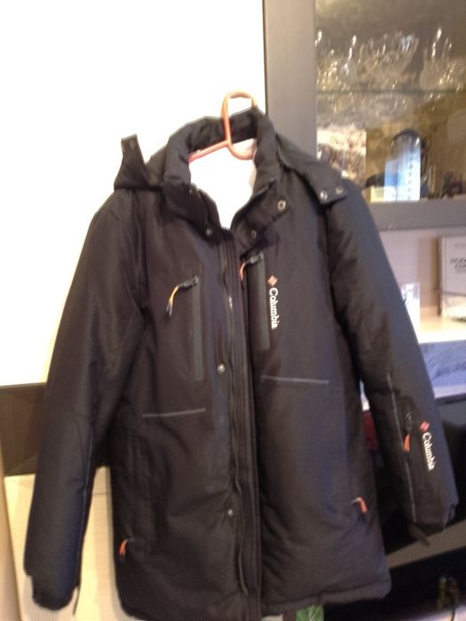 Продам куртку.    COLUMBIA