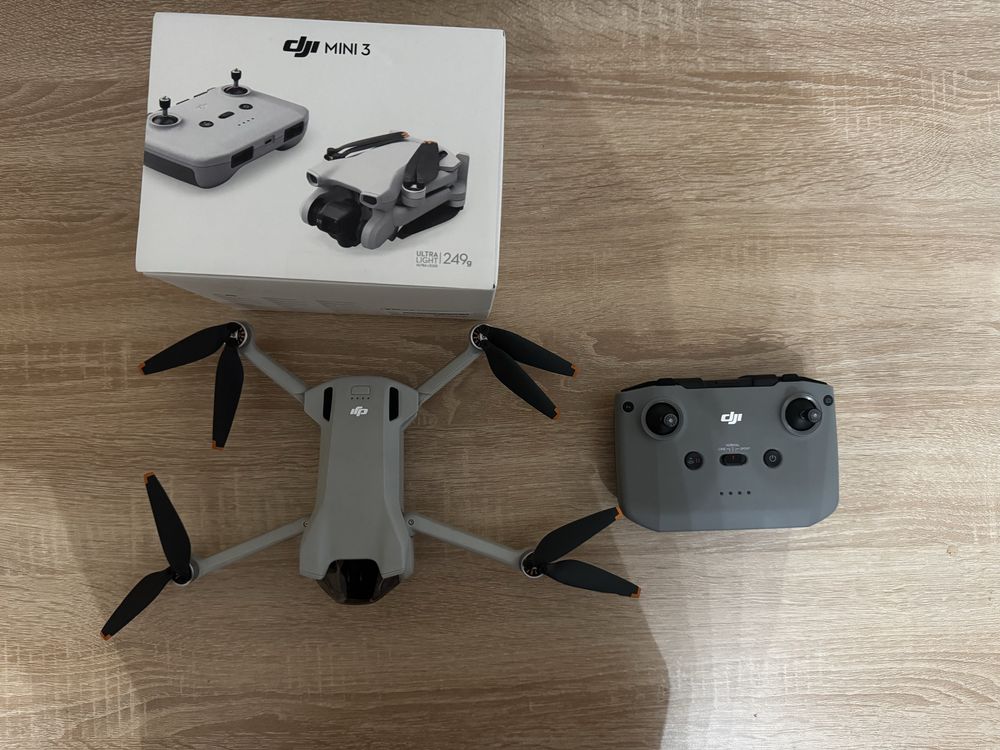 Продавам Dji mini 3