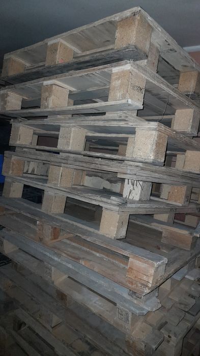 Padon sotiladi qalin fanerli