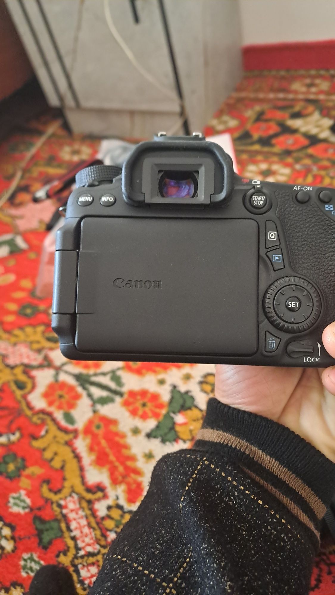 conon 70d va 18-200 abektiv yangi