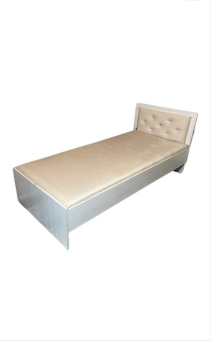 Продам кровать недорого