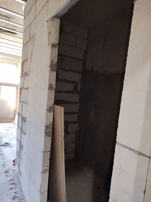 Garsoniera de vânzare