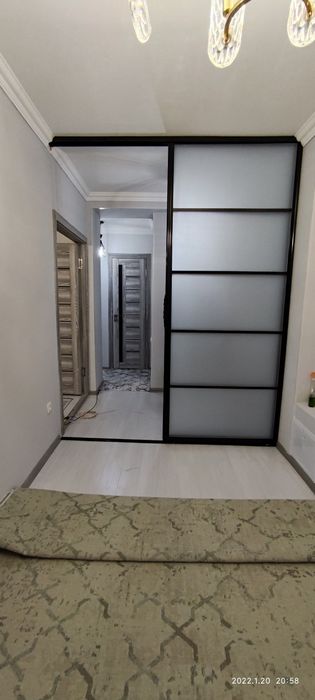 Межкомнатные двери купе на заказ