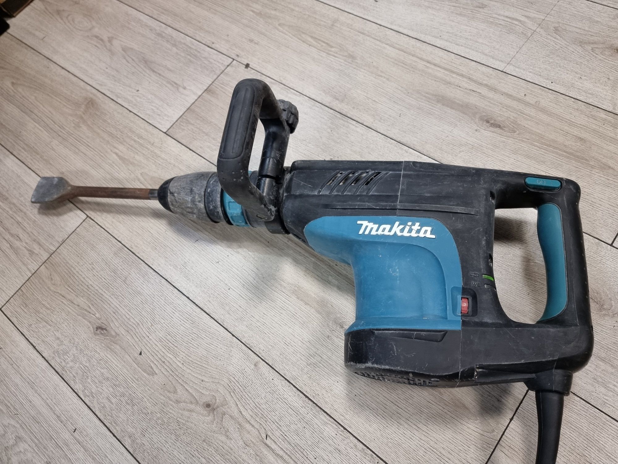 Amanet F28: Ciocan rotopercutor / Picamer Makita HM1203C
