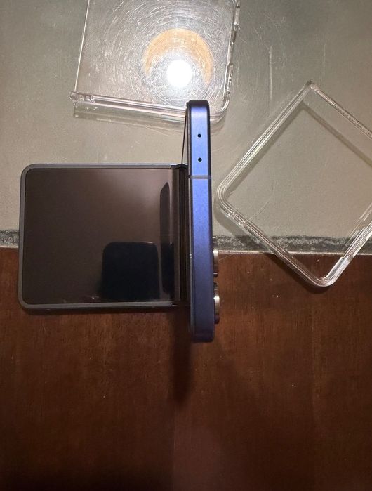 Samsung Galaxy Z Flip 7 256 GB