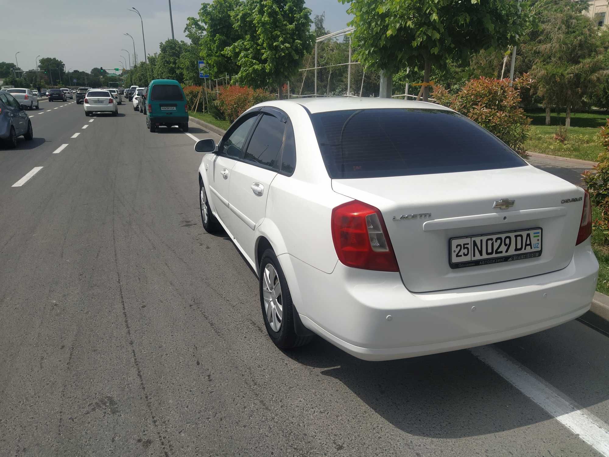 Lacetti 1.8, SOTILADI, holati zo'r.