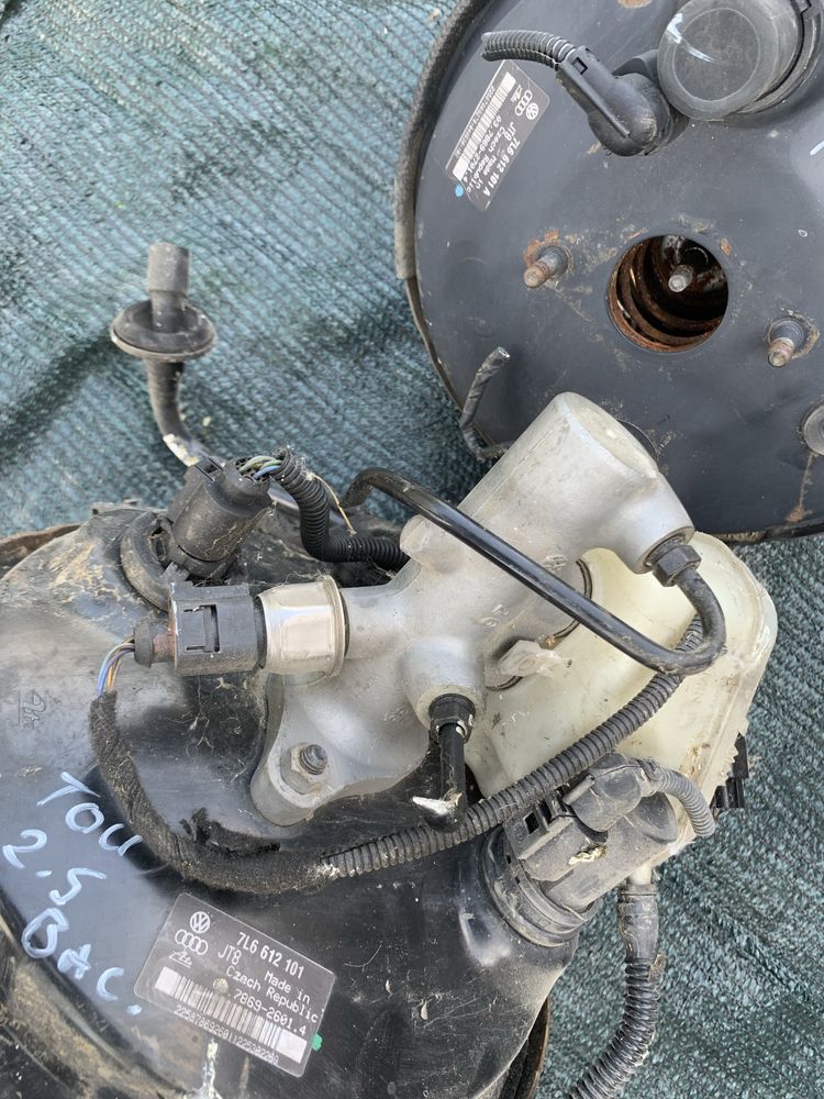 Tulumba pompa servofrana vas lichid VW Touareg 2.5 Tdi 2002-2007 BAC
