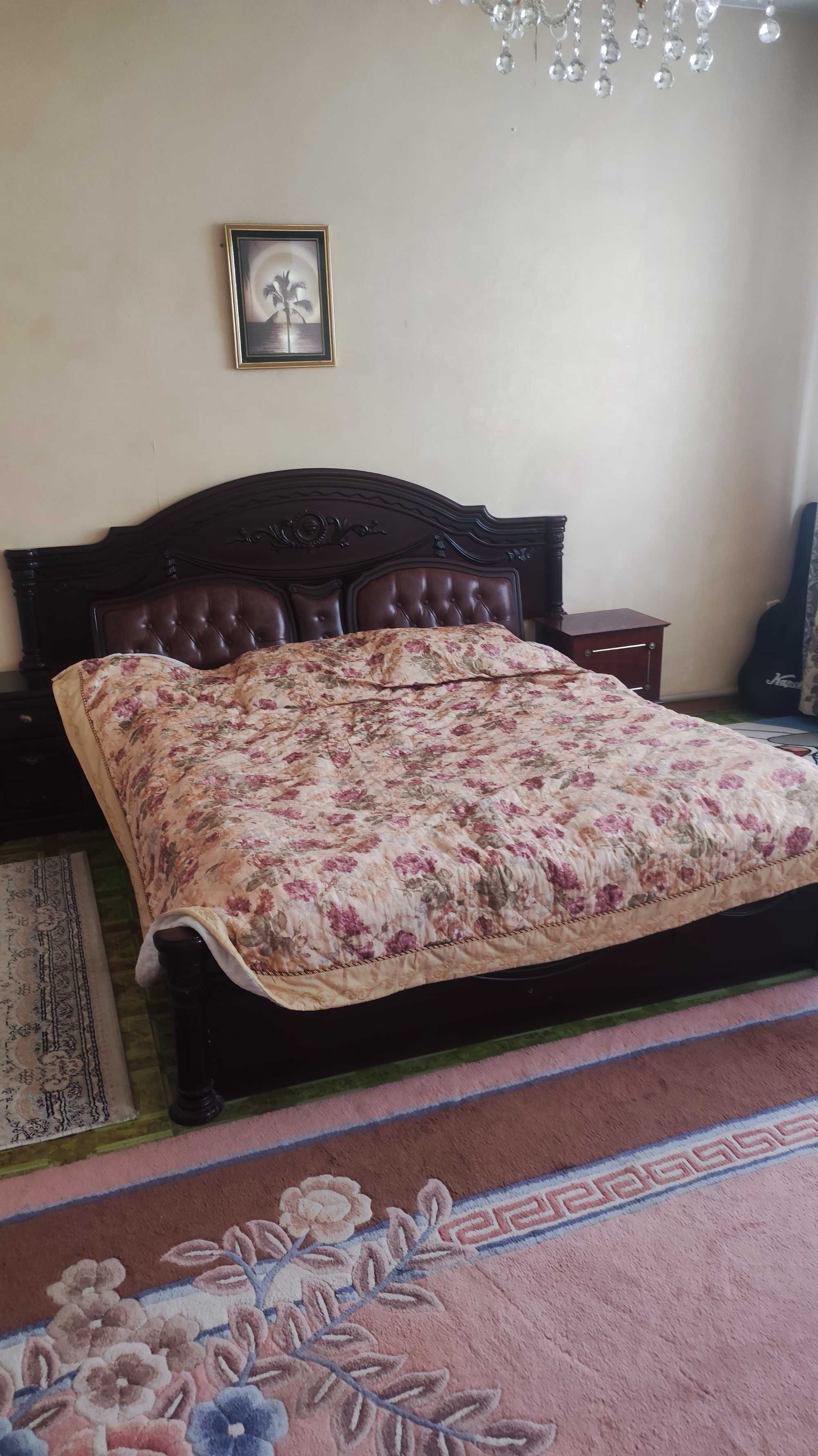 Продается спальня мебель