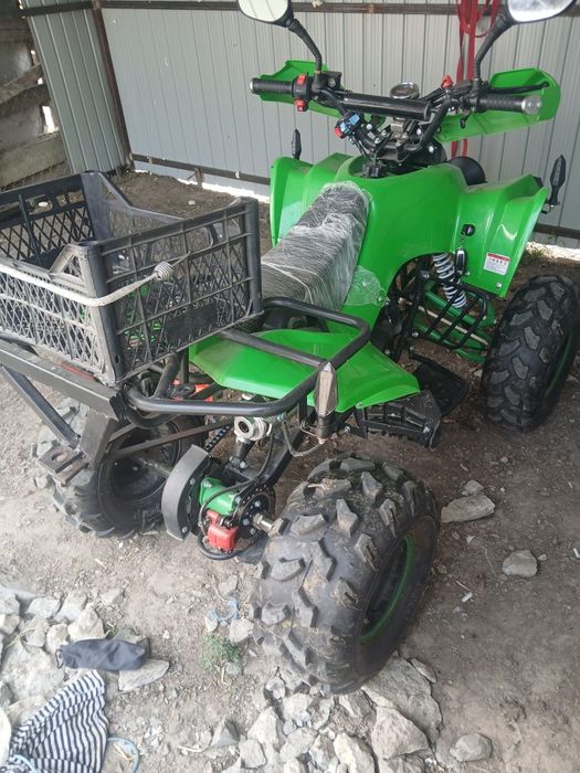 Vând ATV 2025       ..