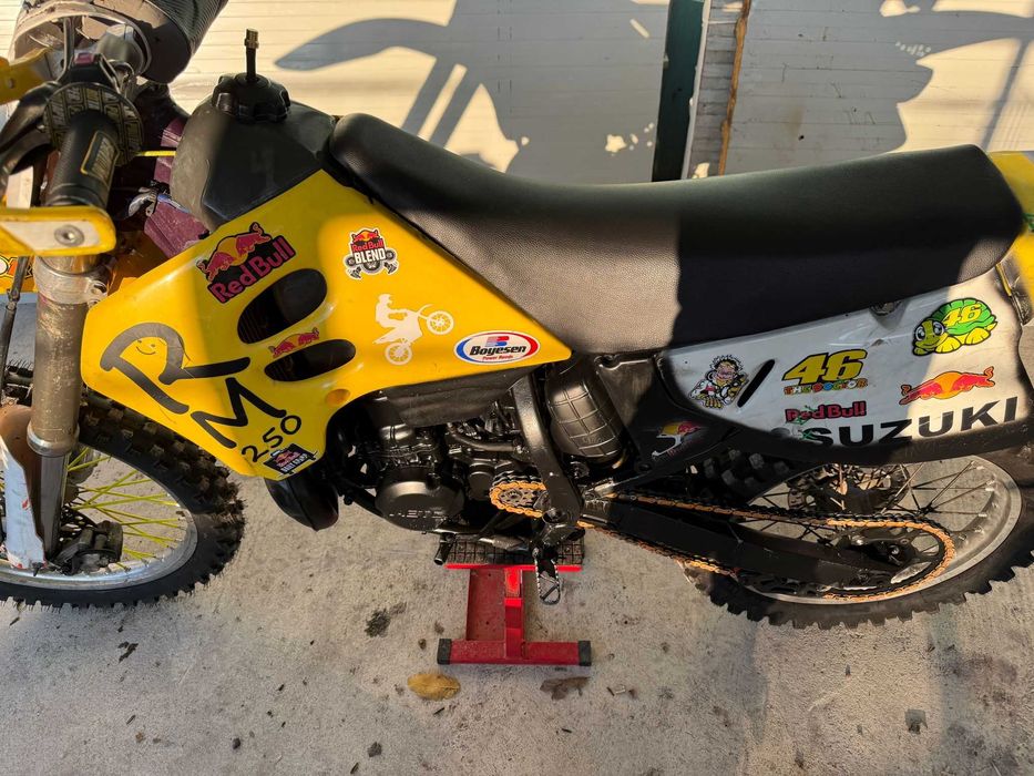Suzuki rm 250cc 2t