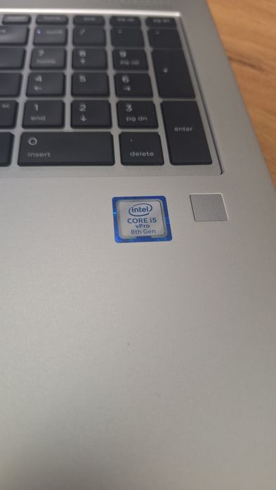 Срочно продается Ноутбук HP elite book сенсор идеальном состоянии
HP e