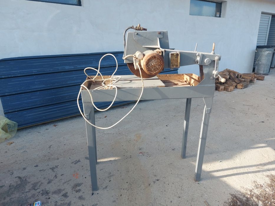 Машина за рязане на тухли