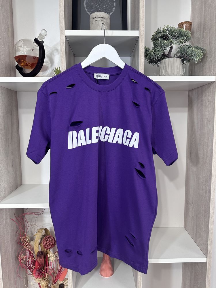 Tricou Balenciaga,Colectia Noua.