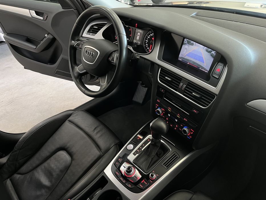 Audi A4 B8 AllRoad /QUATTRO/ventilatie / unghi mort/ keyless
