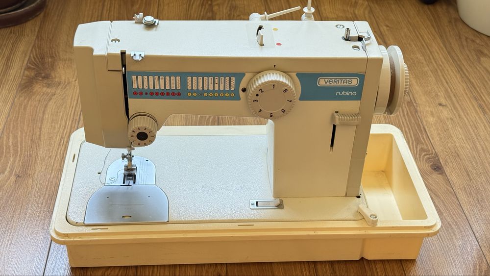 Швейная машина Veritas Rubina