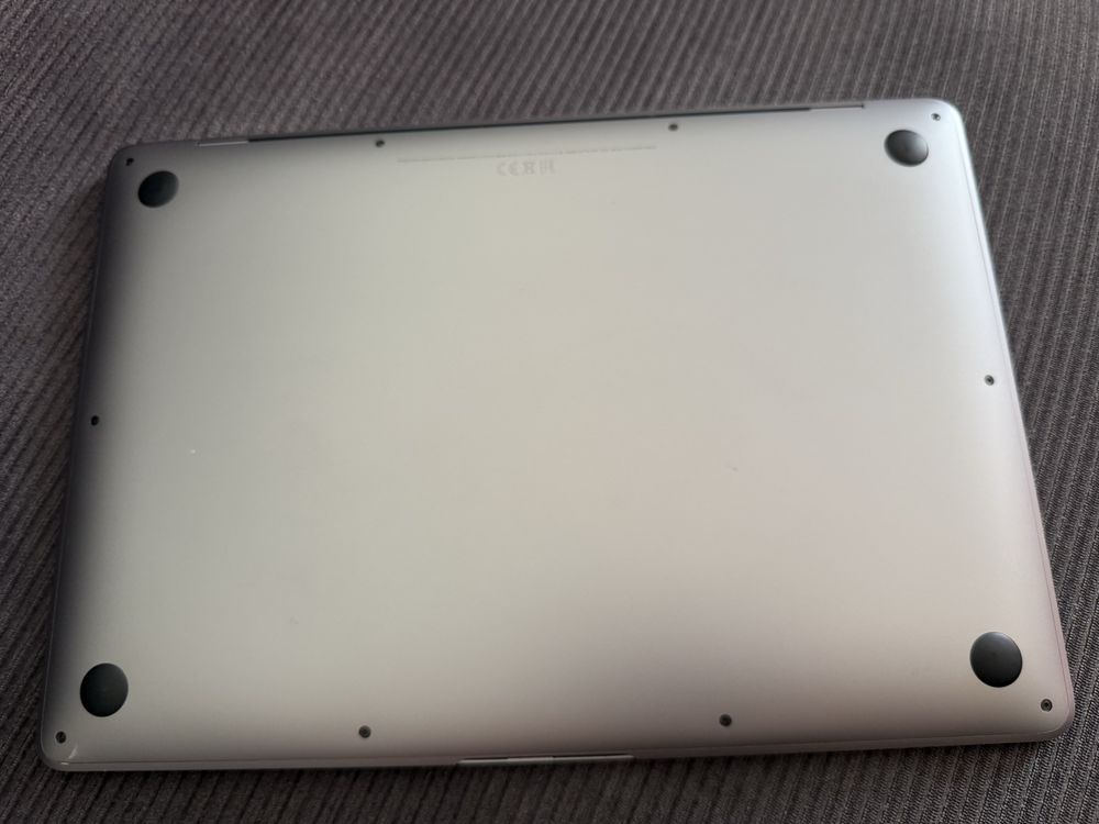 MacBook Air     Retina, 13- inch 2020