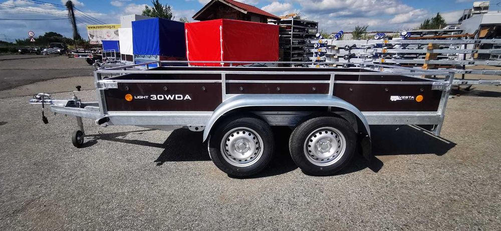 Remorca Cluj/ 750 Kg * 2 Axe: Dimensiuni 235 (300)* 135 (150)* 400 cm!