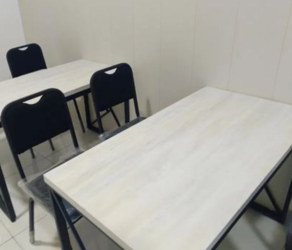 Stol stul sotiladi partali yangi va sifatli