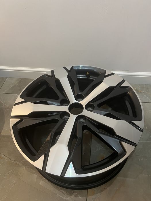 Janta aliaj R18 Peugeot 3008/5008