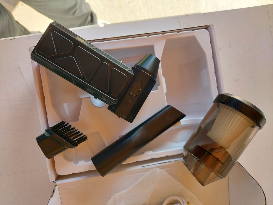 Aspirator si suflanta 2 in 1