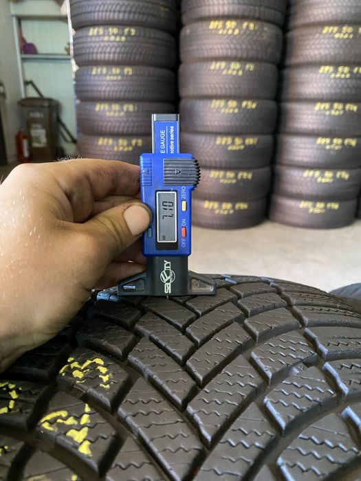 Anvelope iarna 235/40/19 Bridgestone Blizzak LM005 235 40 19 R19