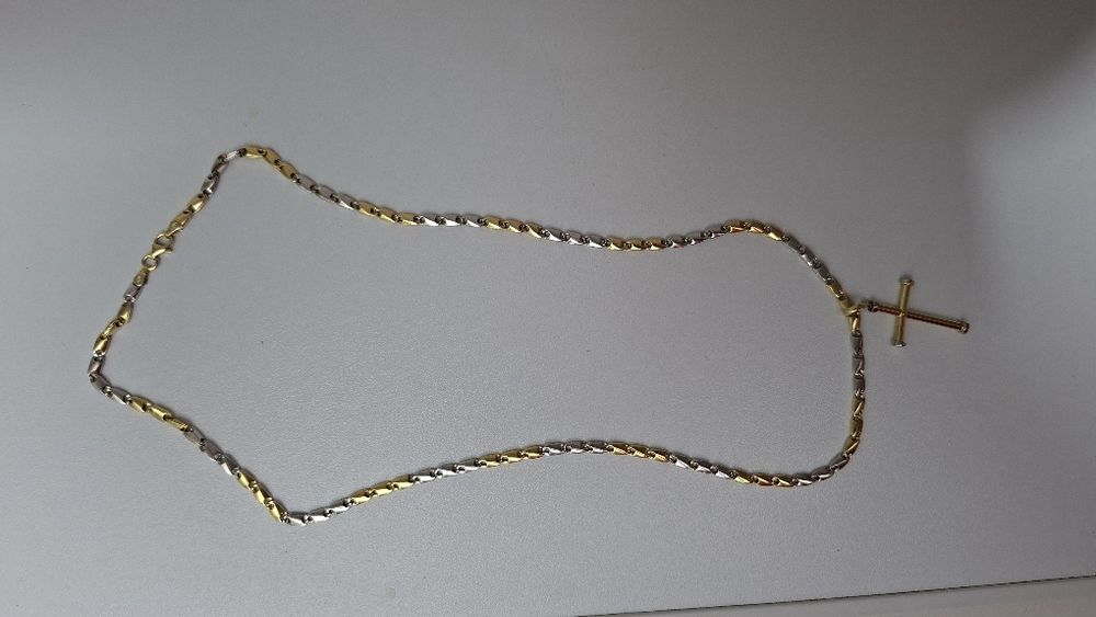 Lantisor de aur cu cruciulita 14 K 56 cm , model deosebit